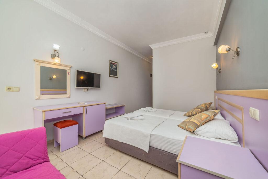 Majestic Hotel Олудениз Екстериор снимка